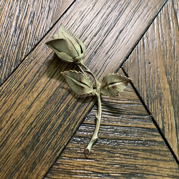 Lot of 4 Vintage Brooches - Trifari, Lisner, Giovanni, Van Dell - Picture 6 of 8